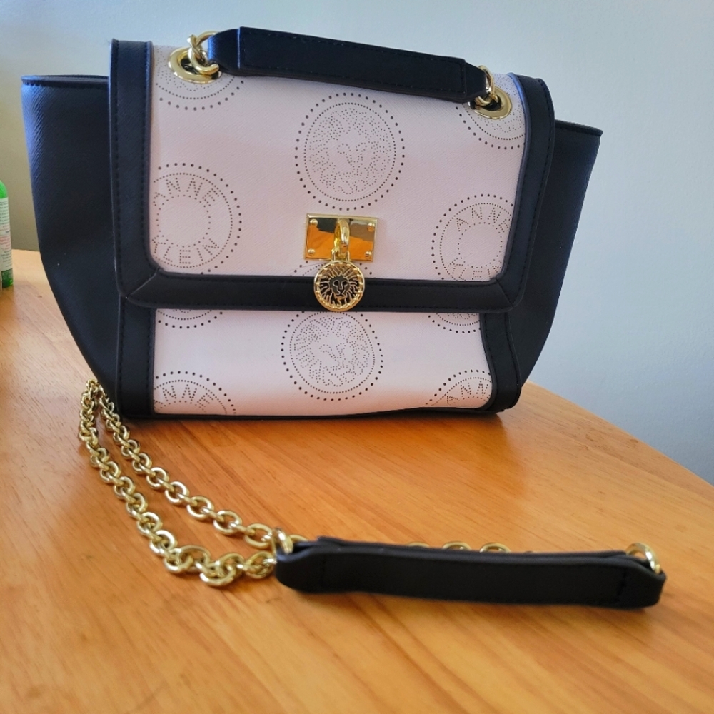 Anne Klein hand bag, purse